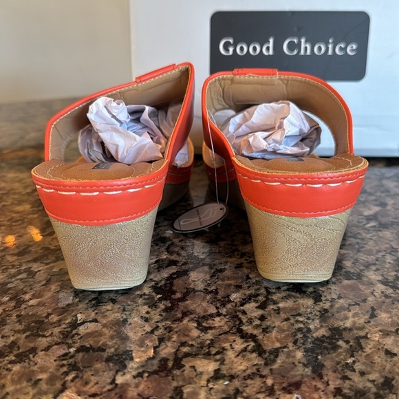 Good Choice Genelle wedge coral sandal NIB 7 - Picture 4 of 9